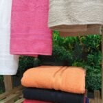 Toalha de Banho Paris Felpuda Liso 65x140cm DOHLER