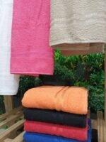 Toalha de Banho Paris Felpuda Liso 65x140cm DOHLER