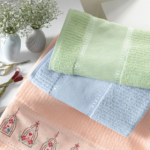 Toalha de Banho Para Pintar Passa Fitas - Imagem 2